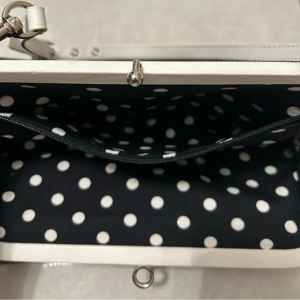 Isabella Fiore daisy embellished black leather shoulder purse - Picture 12 of 12